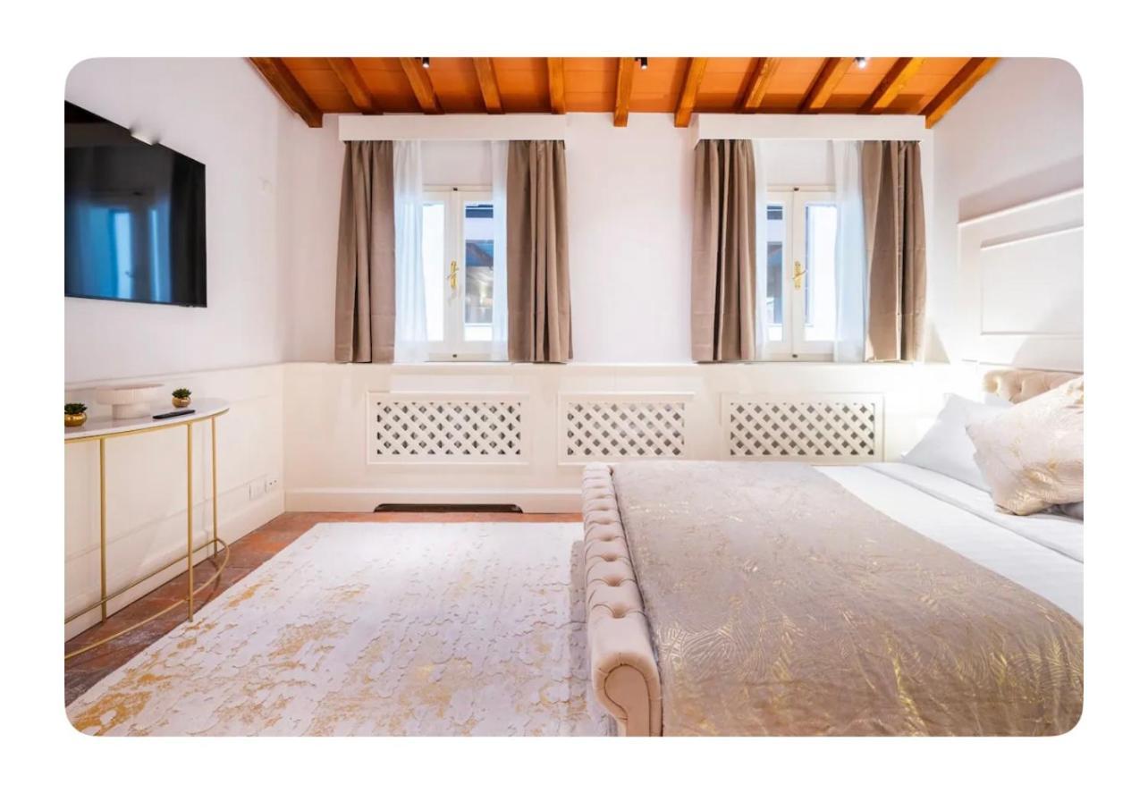 The Bright Window In Florence! Centralissimo! * Florencia